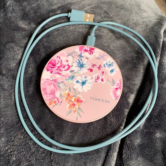 Cell Phones Yumi Kim Charging Pad Yumi Kim Charger 2025